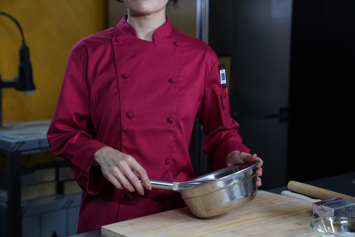 Шилбэн товчтой цамц